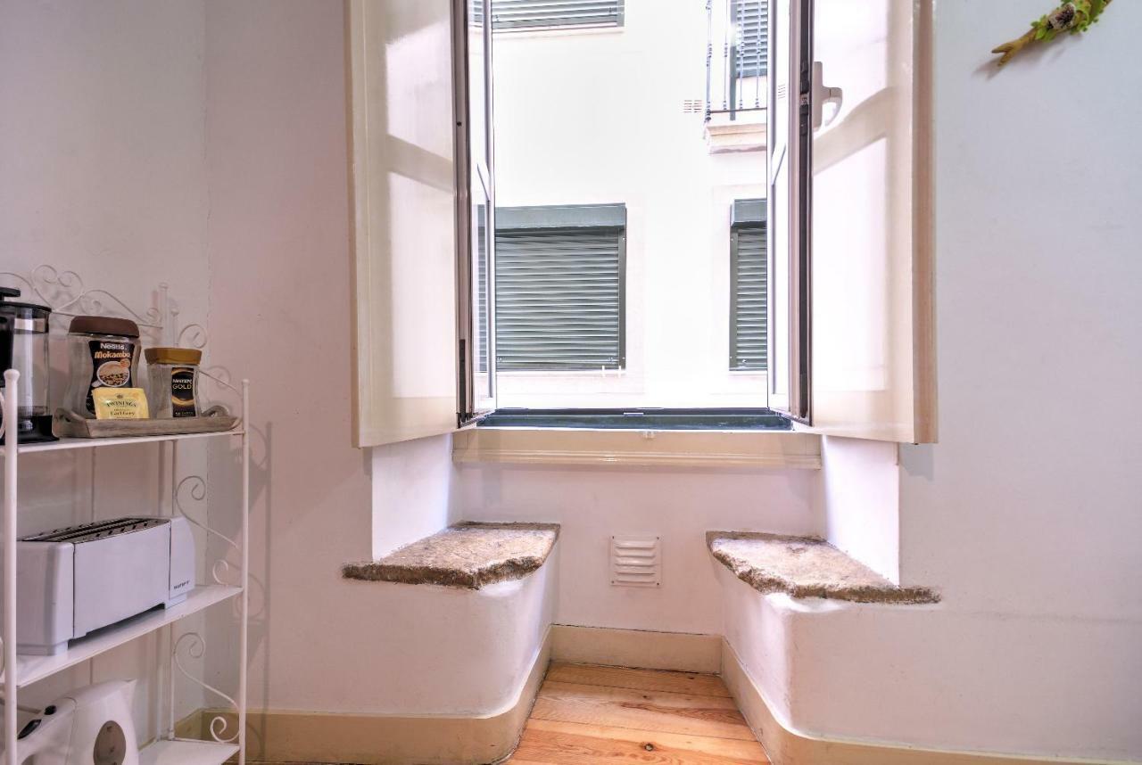 Alfama 88, By Home With A View Lissabon Exterior foto
